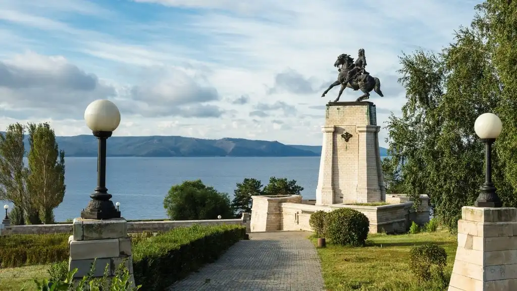 tolyatti dai tuong niem tatishchev