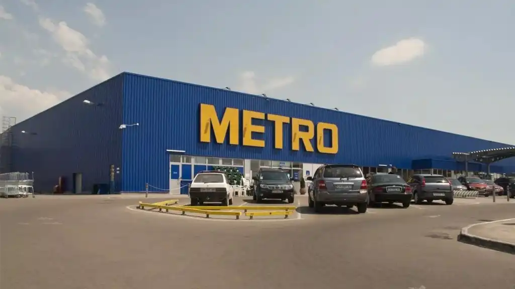 sevastopol trung tam thuong mai metro