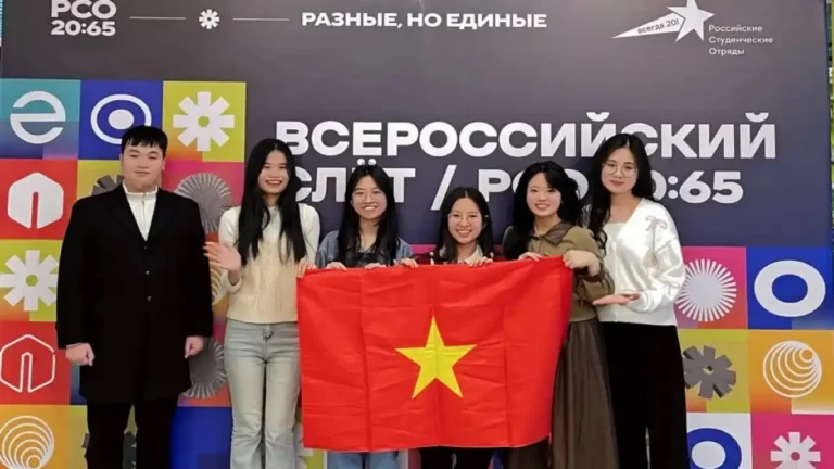 sinh vien viet nam tham gia lien hoan cac doi lao dong sinh vien toan nga