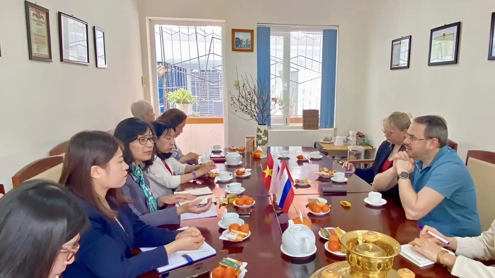 Thứ trưởng Bộ Khoa học và Giáo dục đại học thăm Phân viện Puskin 1 thu truong bo khoa hoc va giao duc dai hoc tham phan vien puskin