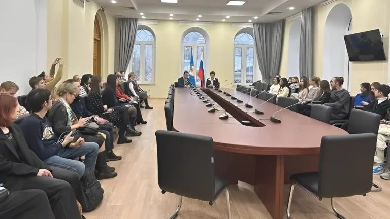 giao luu dau nam voi cau lac bo viet nam tai dai hoc ngon ngu moscow