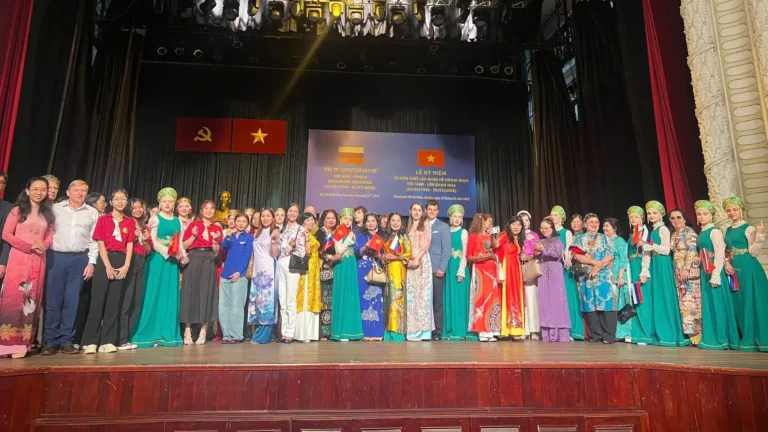 ky niem 75 nam quan he ngoai giao viet nam lien bang nga tai tp hcm