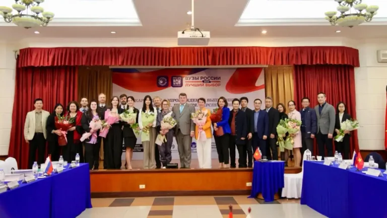 chuyen de huong dan nghe nghiep cho sinh vien sau tot nghiep