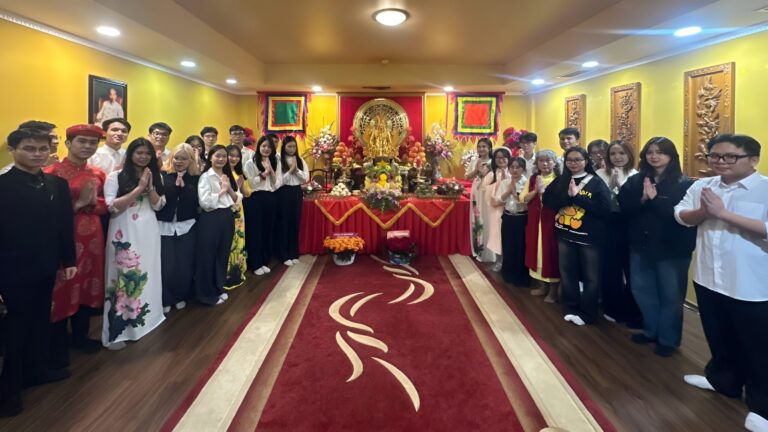 gio to hung vuong tai matxcova ban sac dan toc va ket noi cong dong