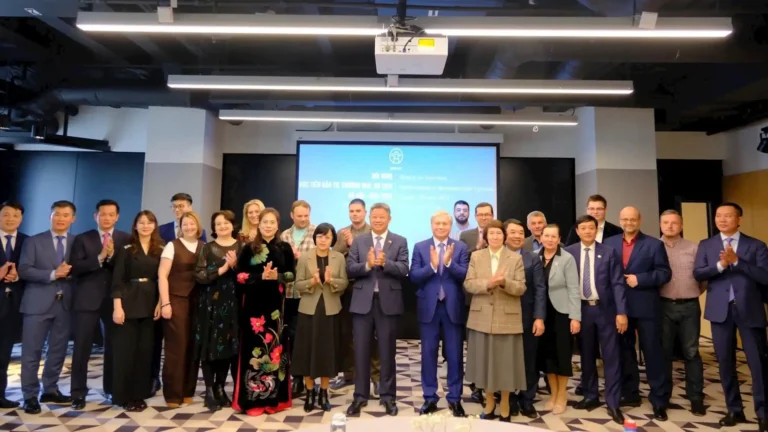 ha noi tang cuong hop tac song phuong voi cac thanh pho nga