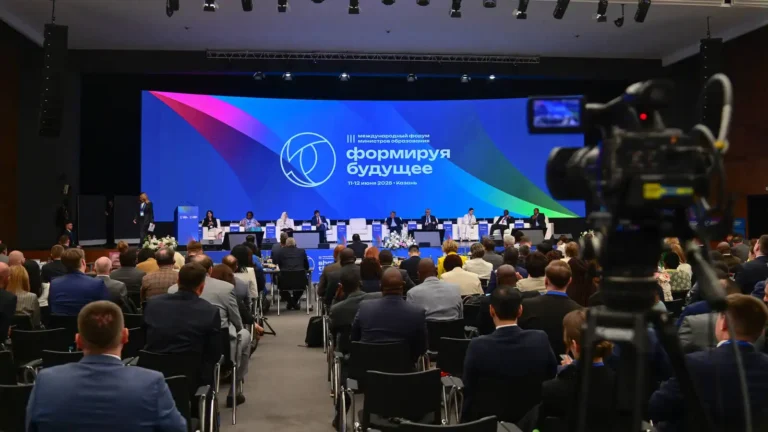 nga dat muc tieu don nua trieu du hoc sinh vao nam 2030