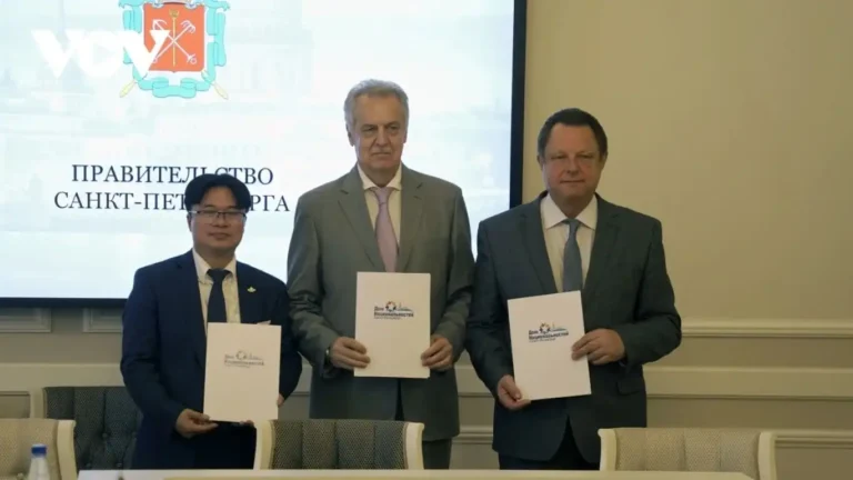 cong dong nguoi viet gia nhap dai gia dinh cac dan toc saint petersburg