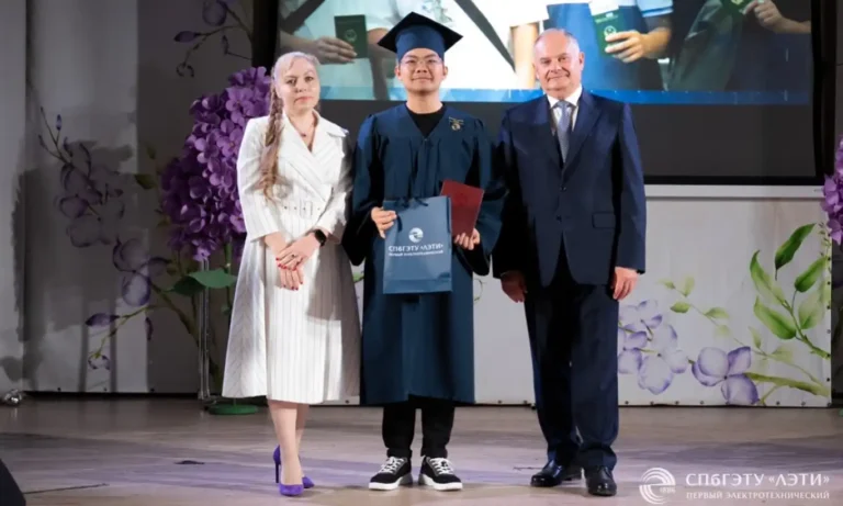 du hoc sinh viet duoc vinh danh xuat sac nhat tai dai hoc leti