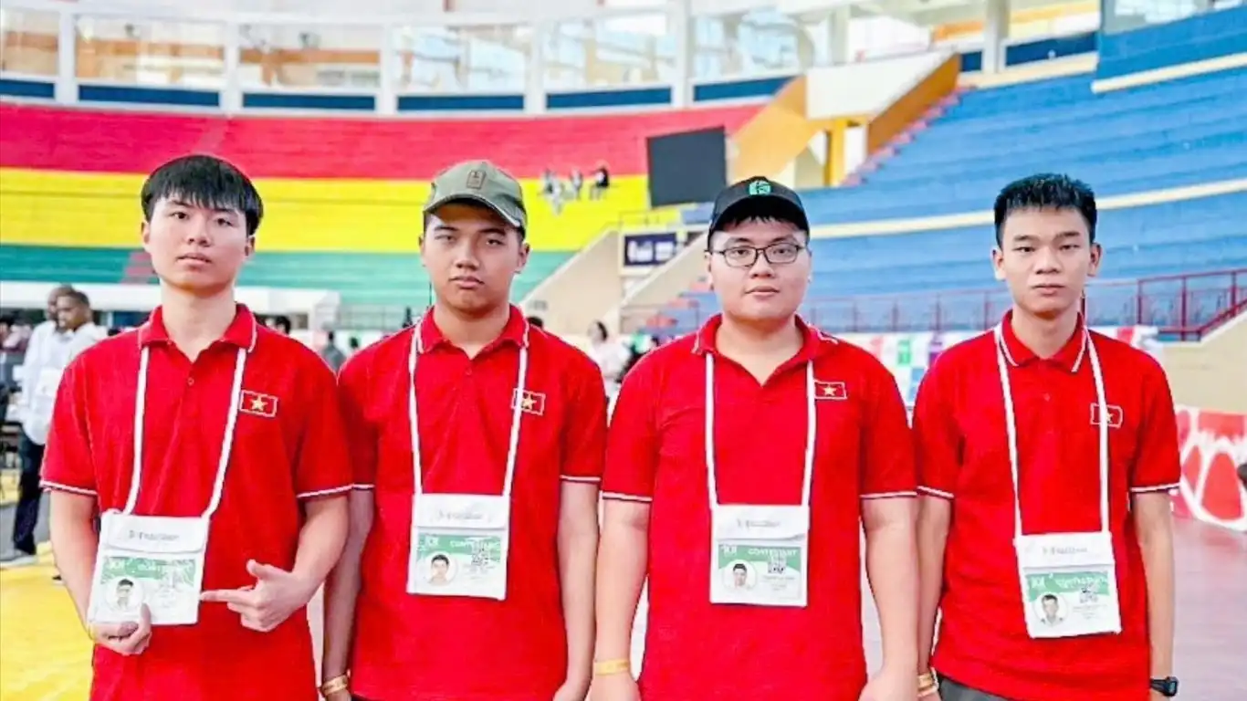 viet nam va nga deu ghi dau an tai olympic tin hoc quoc te 2025 1