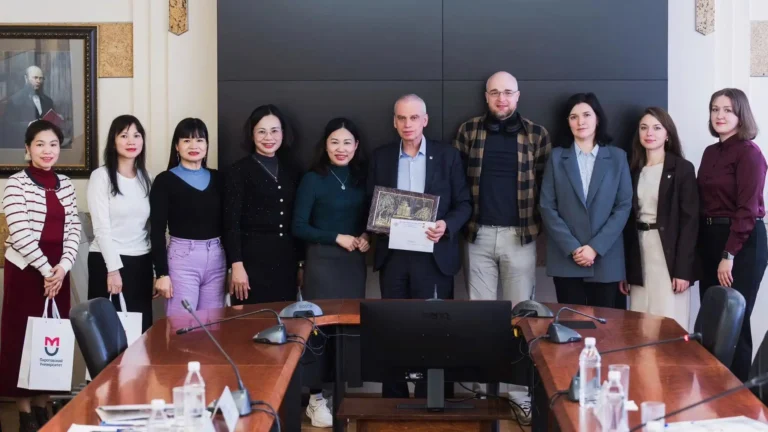 benh vien trung uong thai nguyen tang cuong hop tac voi dai hoc pirogov