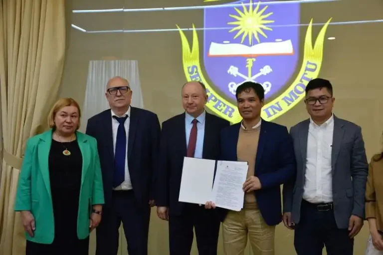 dai hoc quoc gia voronezh tiep doan truong dai hoc dai nam