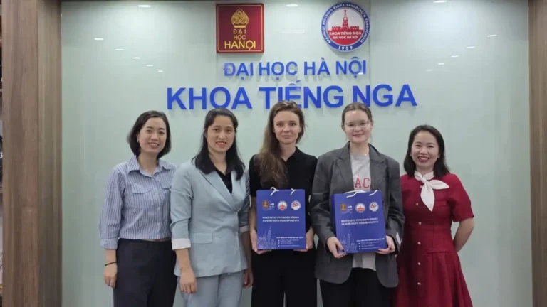 chuyen cong tac cua giang vien dai hoc herzen tai truong dai hoc ha noi