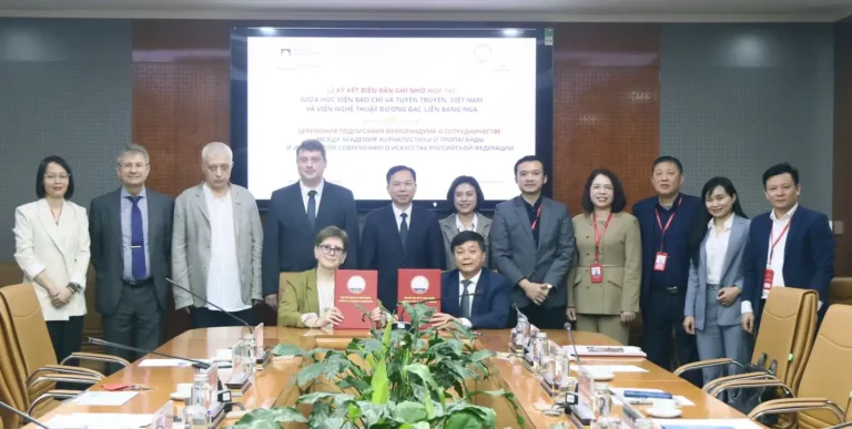 hoc vien bao chi va tuyen truyen hop tac voi vien nghe thuat duong dai nga