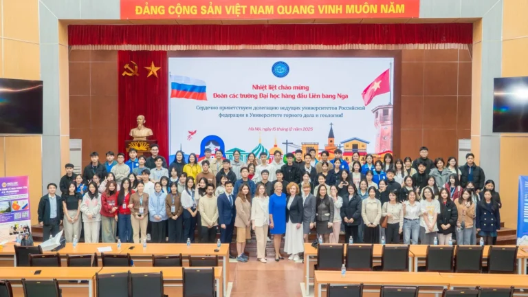 dai hoc mo dia chat hop tac giao duc voi cac truong dai hoc nga 2