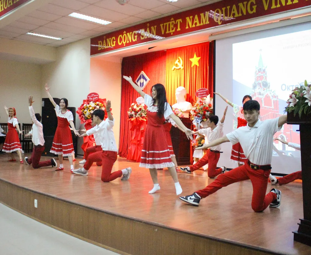 giang vien tieng nga tai viet nam va nhung ky vong trong cong tac 5