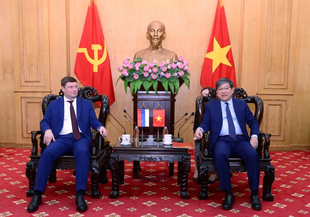 hoc vien chinh tri tang cuong hop tac voi dai hoc saint petersburg 1