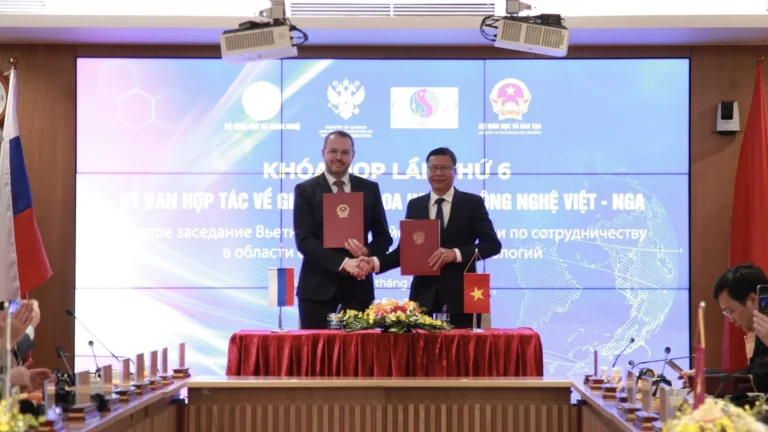 khoa hop uy ban hop tac ve giao duc khoa hoc va cong nghe viet nga 1