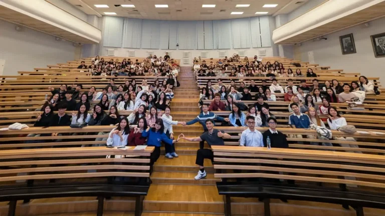 sinh vien viet nam tai dai hoc kinh te plekhanov to chuc hop thuong nien