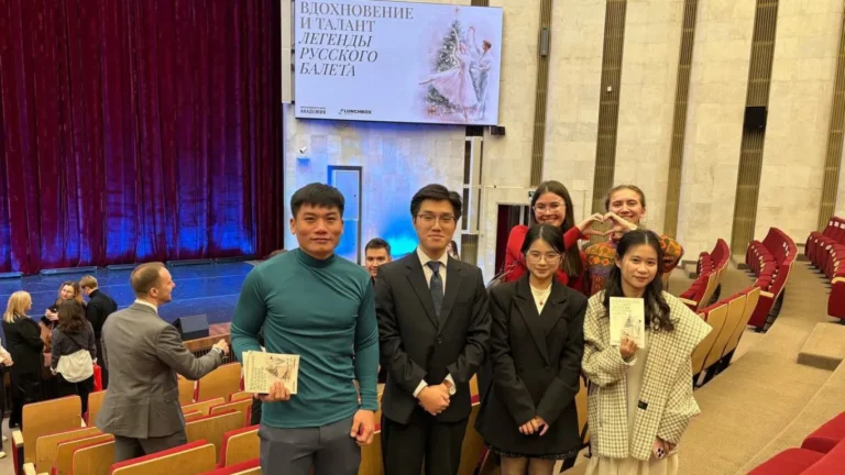 sinh vien viet nam va chuoi hoat dong don nam moi tai ranepa