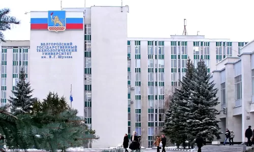 bstu-toa-nha-chinh bstu-toa-nha-chinh